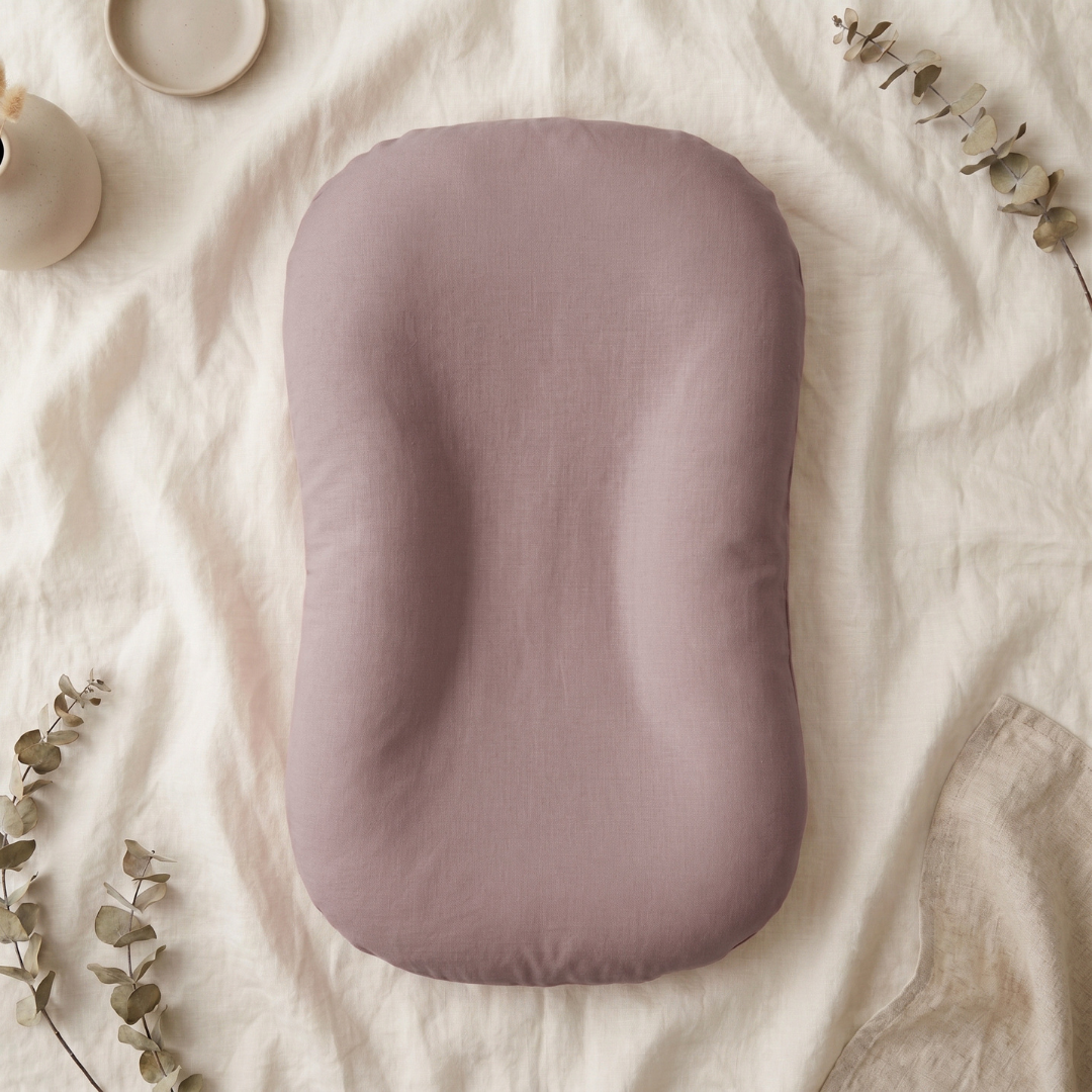 Tiny Snugg Pastel Baby Lounger Nest - soft raised edges detail